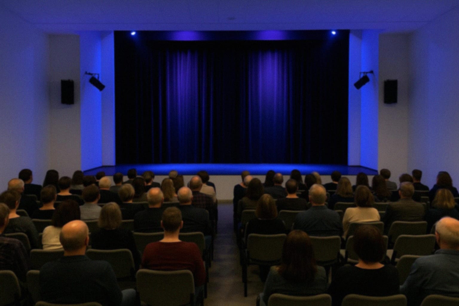 Zaproszenie na spektakl komediowy „Zdolne do wszystkiego” w Przasnyszu