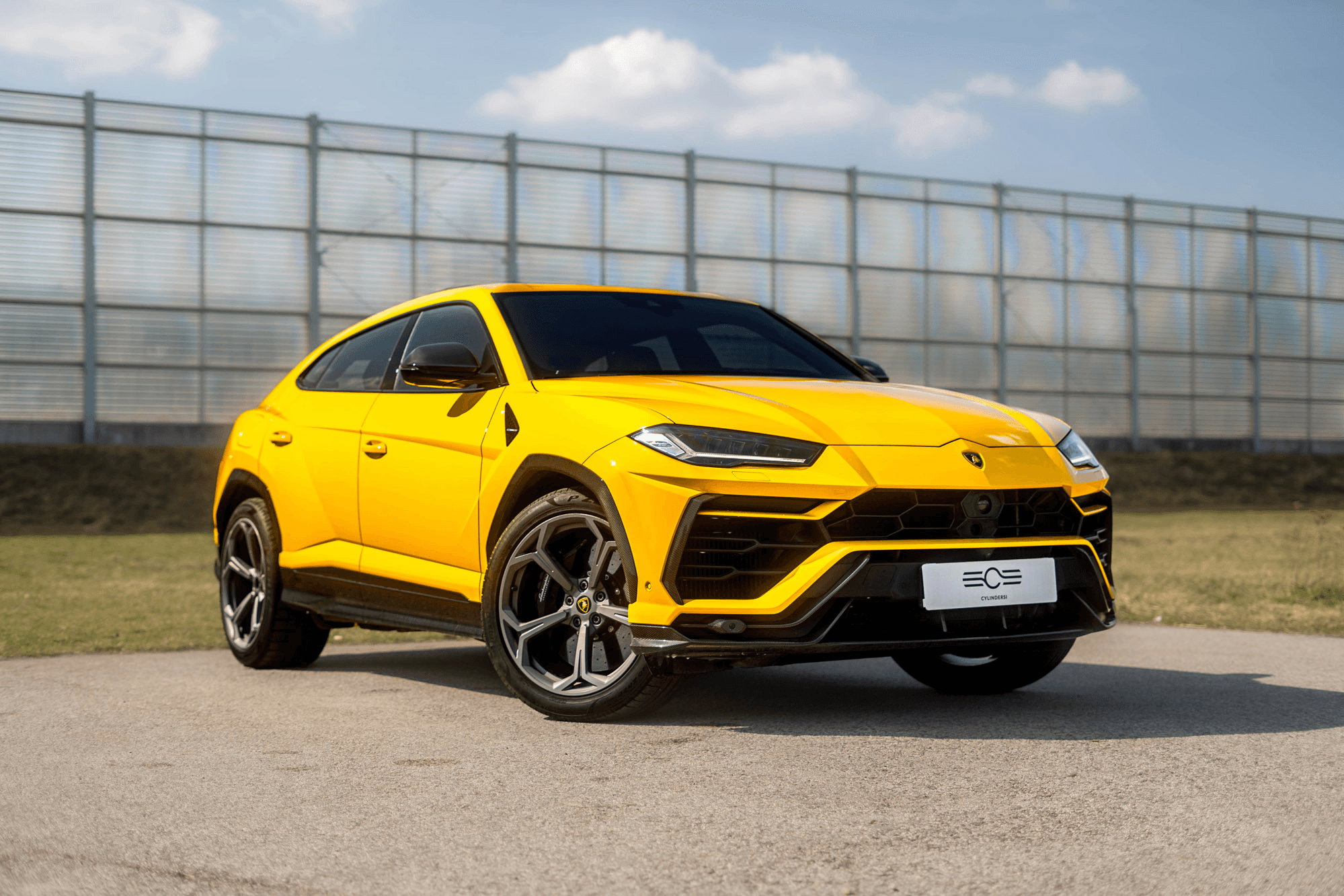 Gdzie wynająć sportowe auto premium?